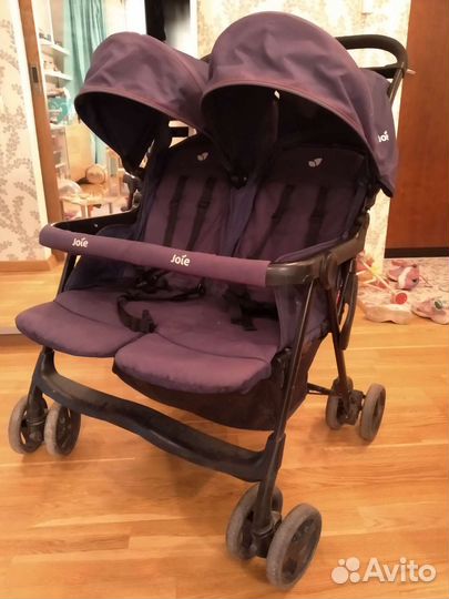 Прогулочная коляска для двойни Joie
