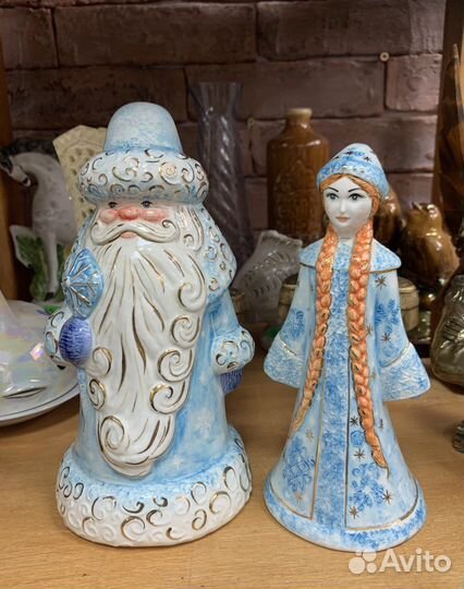 Фарфоровые Дед Мороз и Снегурочка