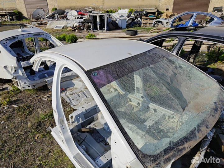 Крыша Ford Focus 2 хэтчбек 1.6 duratec 2009