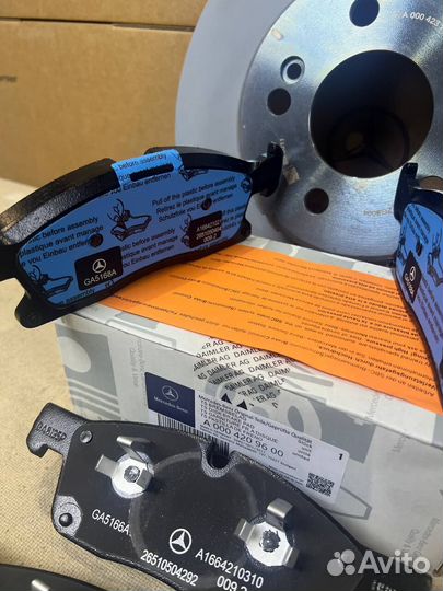 Тормозные колодки Mercedes-Benz M276