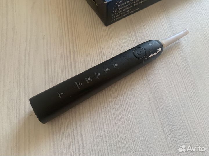 Электрическая зубная щетка pecham на запчасти