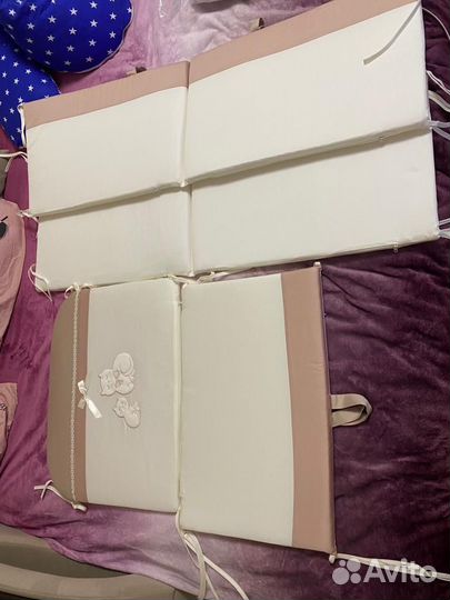 Комплект белья с бортиками в детскую кроватку