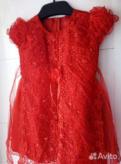 Нарядные платья на девочку 1,5-3года