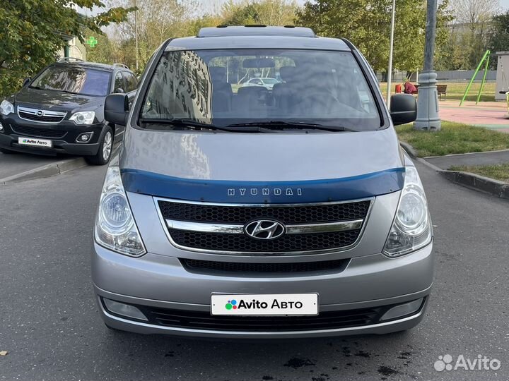 Hyundai Grand Starex 2.5 AT, 2011, 82 125 км