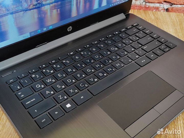 HP Ноутбук 14 дюймов процессор Core i5 240 G7