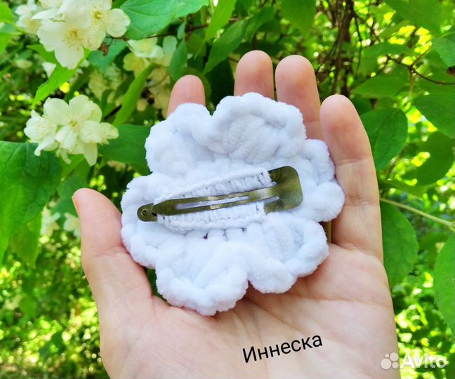 Вязаные велюровые заколки Цветок, цена за пару