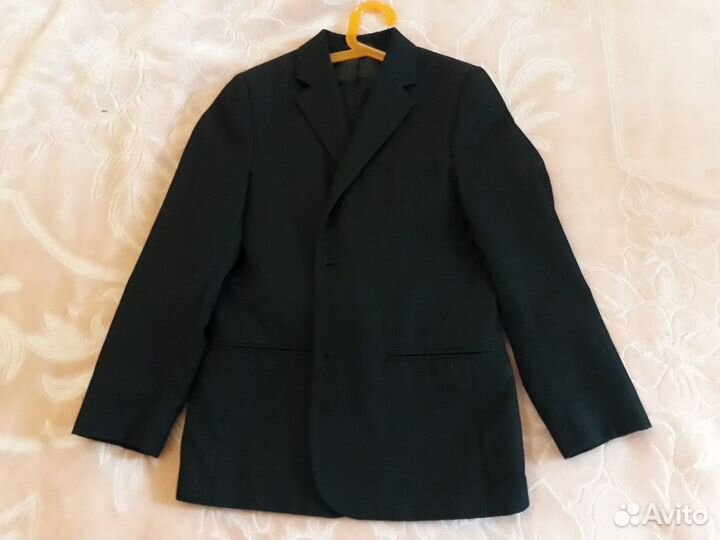 Школьный костюм