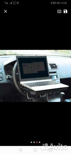 Столик в авто