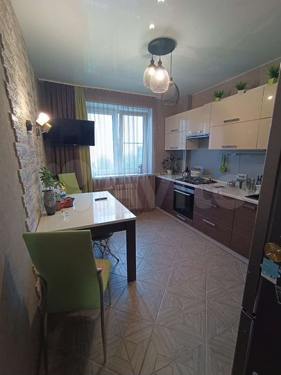 3-к. квартира, 64 м², 4/9 эт.