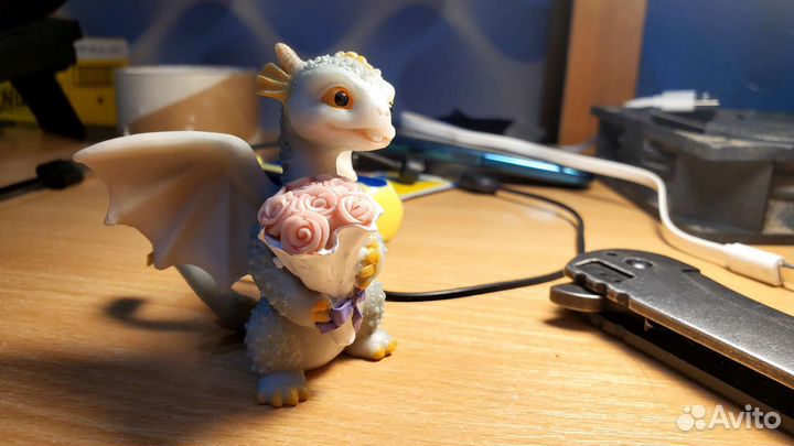 Статуэтка дракон