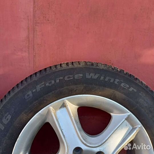 Bfgoodrich G-Force Winter 2 215/65 R16 H