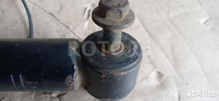 Амортизатор кабины Volvo FH 2 2010 20721167