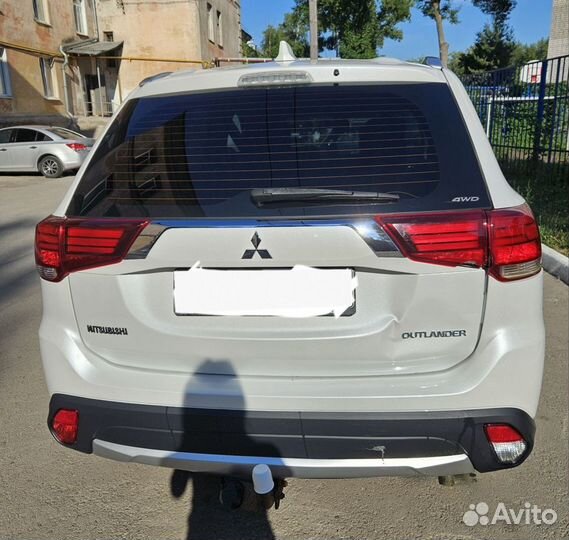 Mitsubishi Outlander 2.0 CVT, 2018, 104 700 км