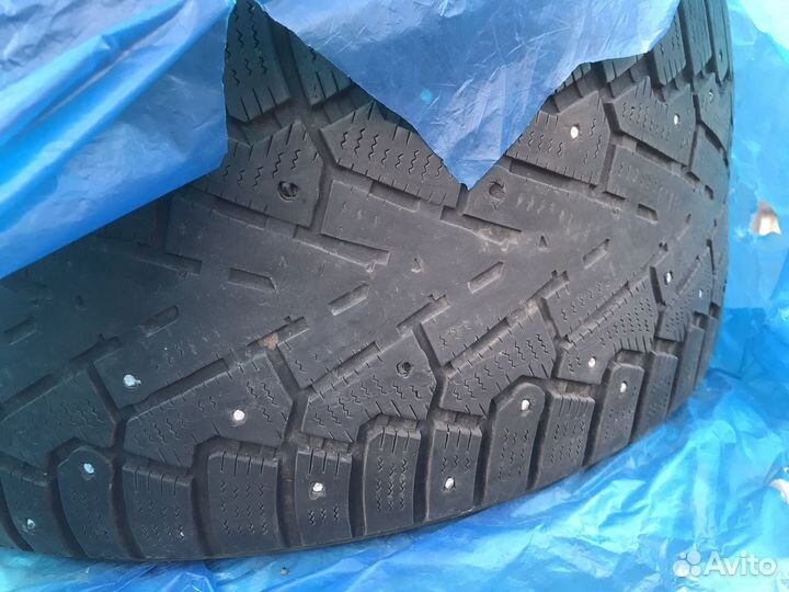 Pirelli Ice Zero 225/45 R18 и 245/40 R18