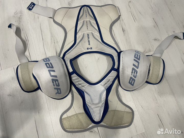 Нагрудник хоккейный bauer jr m