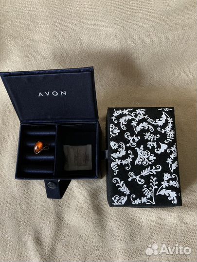 Шкатулки для украшений