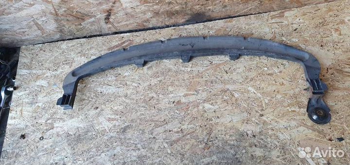 Усилитель переднего бампера Chevrolet Cruze 2009