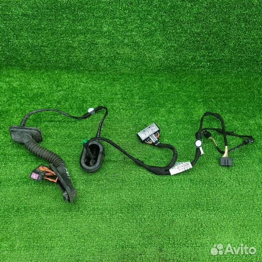 Проводка двери задней правой Volkswagen Jetta 6