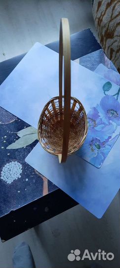 Корзина плетеная для подарков