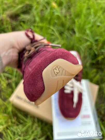 Кроссовки Miu Miu x New Balance 530 “Burgundy