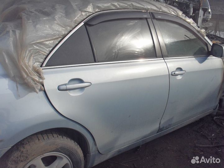 Дверь задняя правая 6700333170 Toyota Camry V40