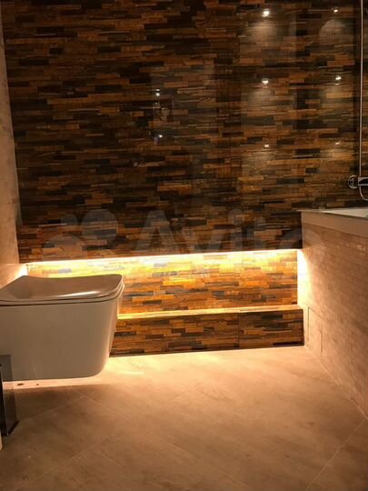 2-к. квартира, 70,4 м², 2/4 эт.