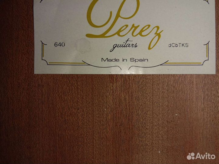 Классическая гитара Perez 640 кедр