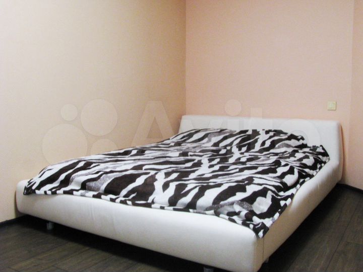 2-к. квартира, 60 м², 12/18 эт.