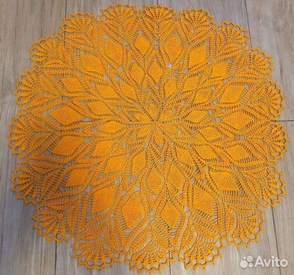 Скатерть круглая вязаная