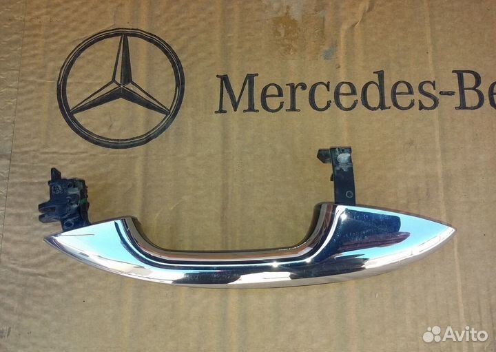 Ручка двери передняя левая мерседес А 0997602359