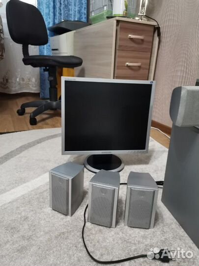 Монитор ЖК, системник