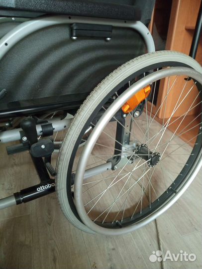 Инвалидная коляска складная бу
