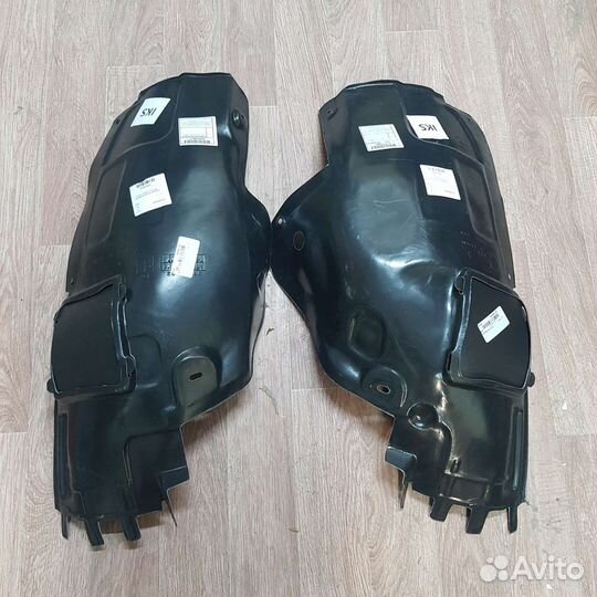 Подкрылки передние 2шт Opel Zafira B