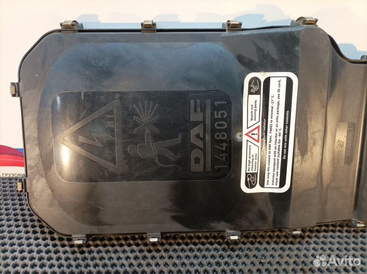 Крышка блока предохранителей Daf XF105