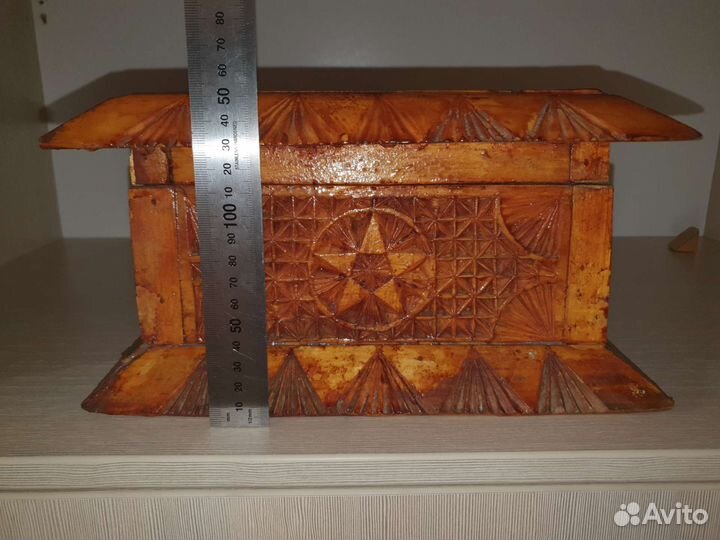 Шкатулка из дерева ручной работы