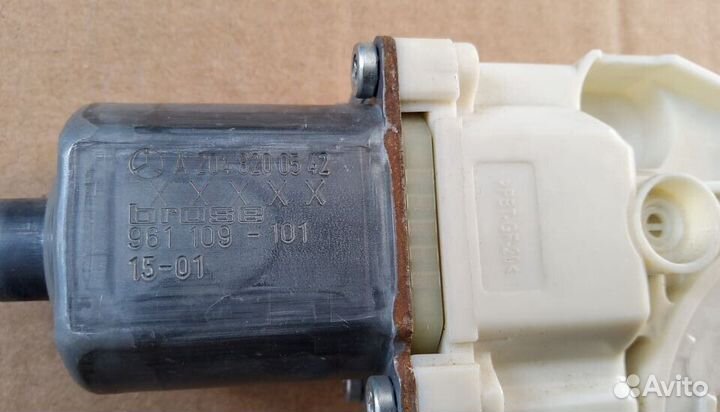 Мотор стеклоподъёмника мерседес GLK 204