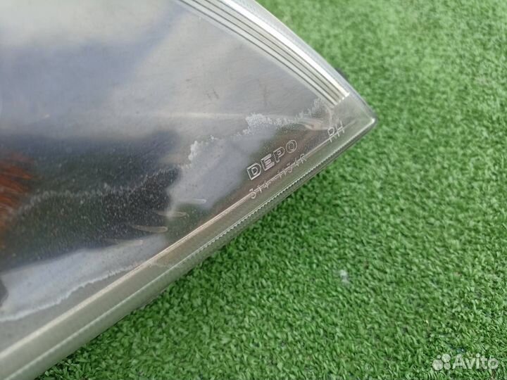 Фара передняя правая Mitsubishi Lancer 9 универсал