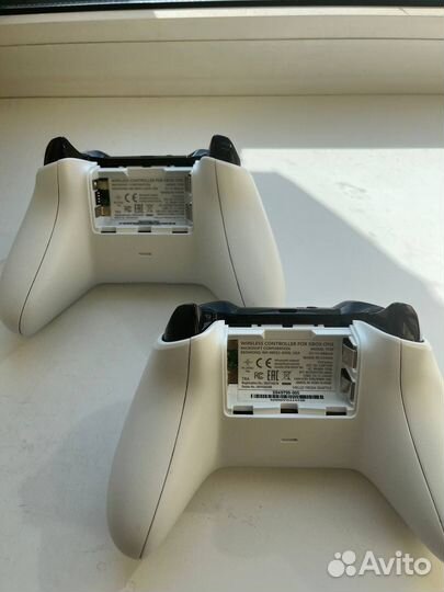 Джойстик xbox One