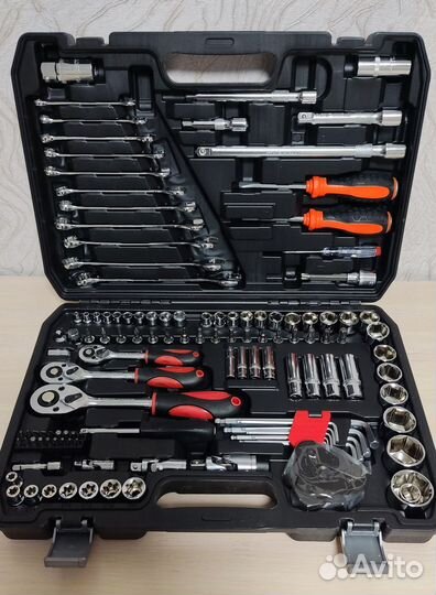 Набор инструментов 121 предмет