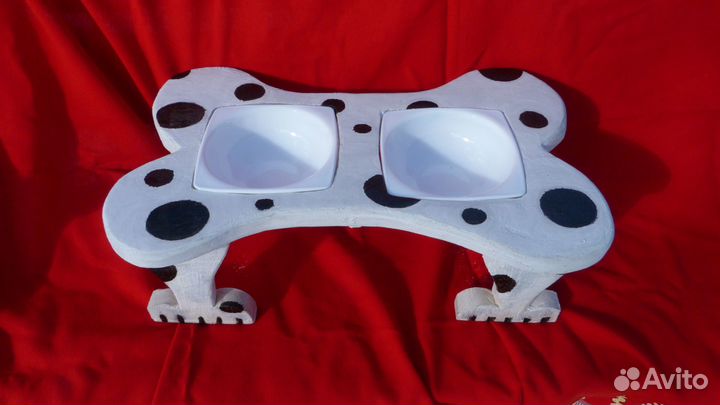 Миски с подставкой для животных