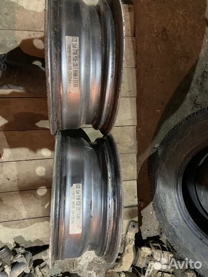 Штампованные диски на ниву р15