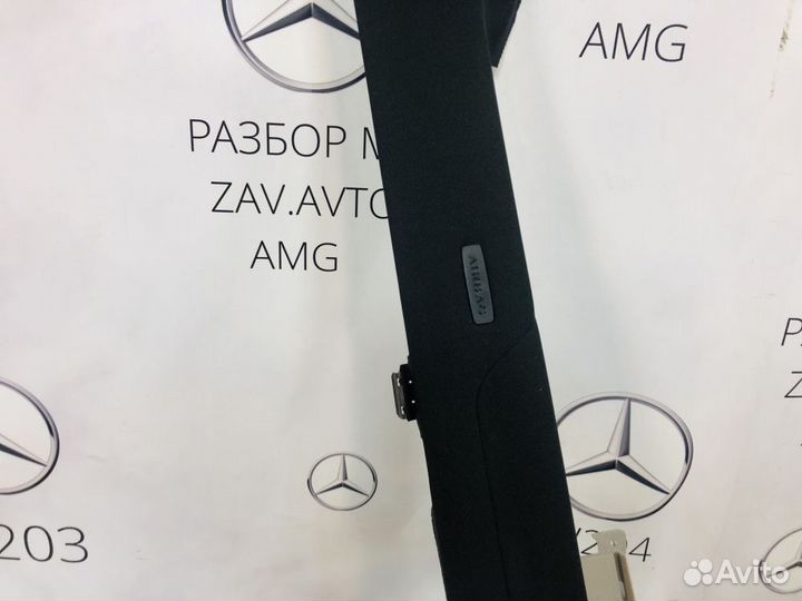 Обшивка стойки левая правая Mercedes W212