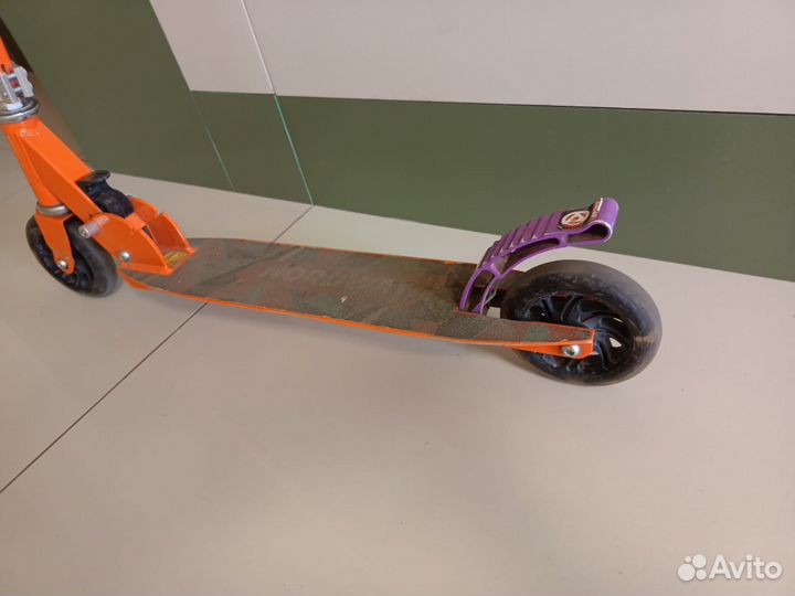 Самокат, снегокат