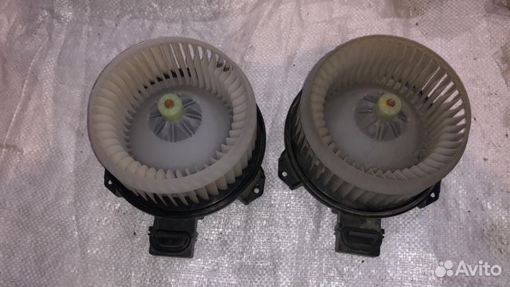 Моторчик печки Тойота Королла 150 RAV4