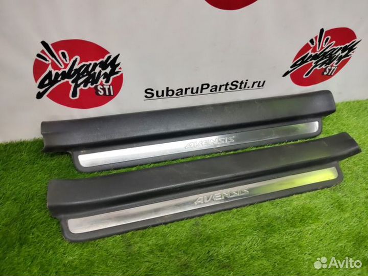 Накладка на порог левая правая передняя Toyota