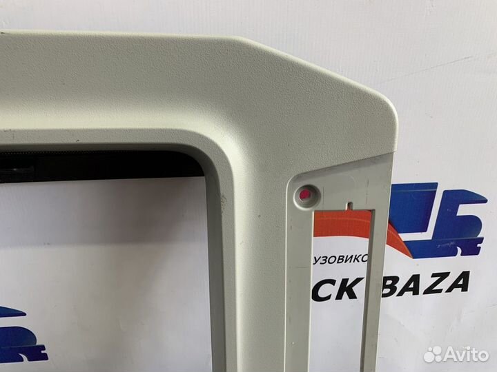 Накладка люка Renault T