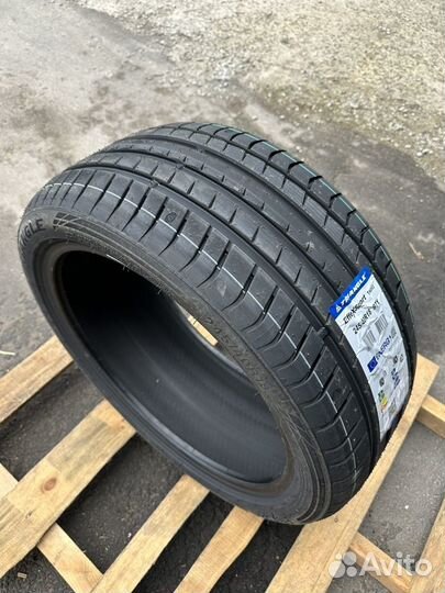 Triangle EffeXSport TH202 245/40 R18 97Y