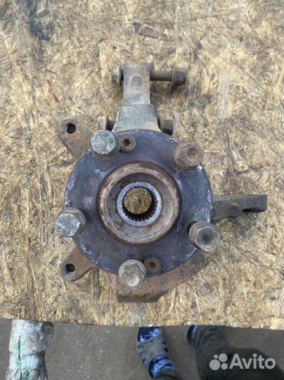 Поворотный кулак renault laguna 2