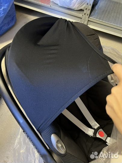 Автокресло и автолюлька Maxi Cosi