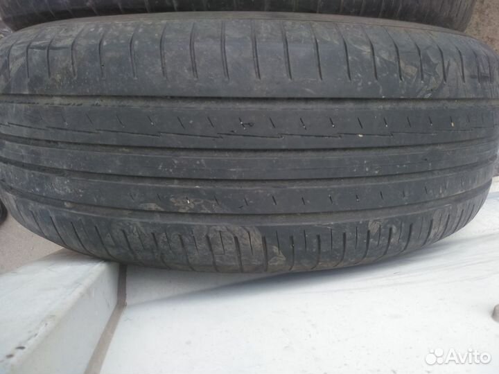Yokohama BluEarth AE50 215/65 R17 99V